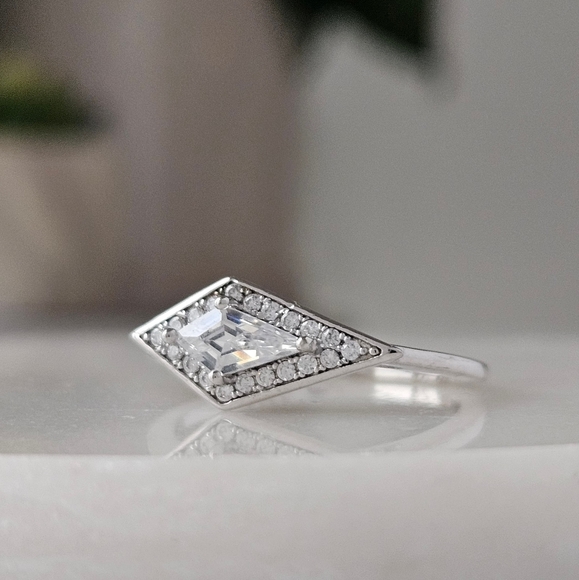 Kite Ring, Disney Frozen Ring Collection, 925 Sterling Silver - Picture 2 of 8